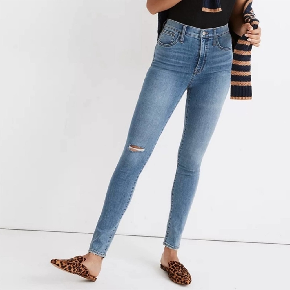 Madewell 11" High-Rise Keele‎ WashKnee Rip Edition Roadtripper Jeans